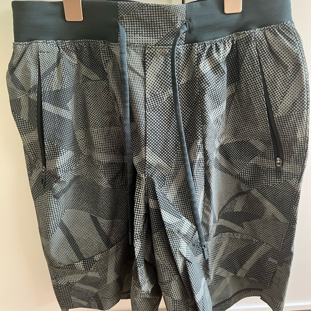 Lululemon License to Train green shorts